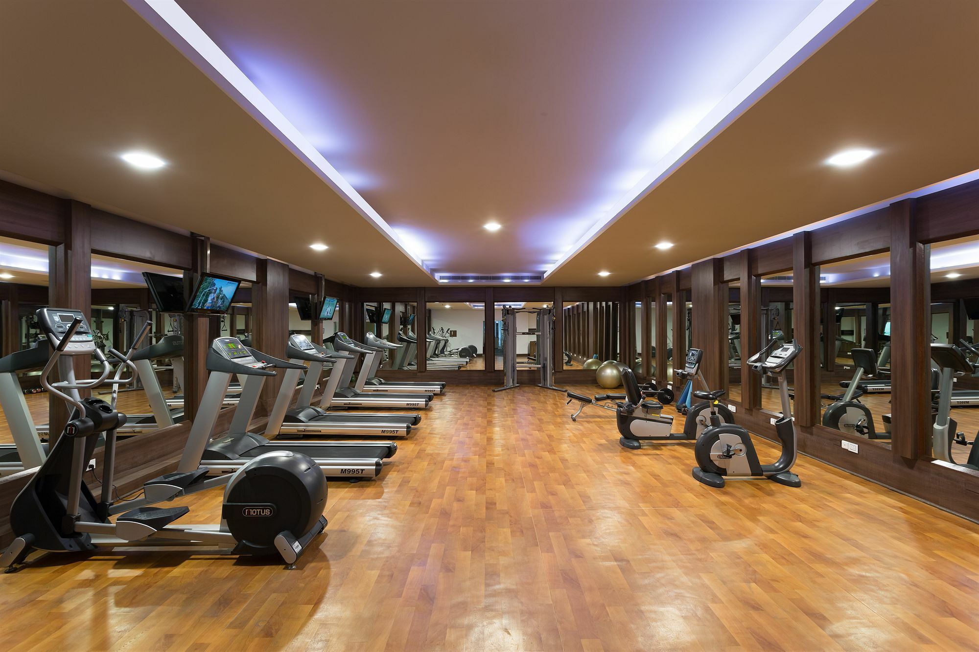 ويلكوم هوتيل دواركا - مجموعة فنادق آي تي سي دلهي المظهر الخارجي الصورة The gym at the hotel